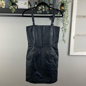 Newport News Styleworks vintage 90s fitted black leather dress with pockets